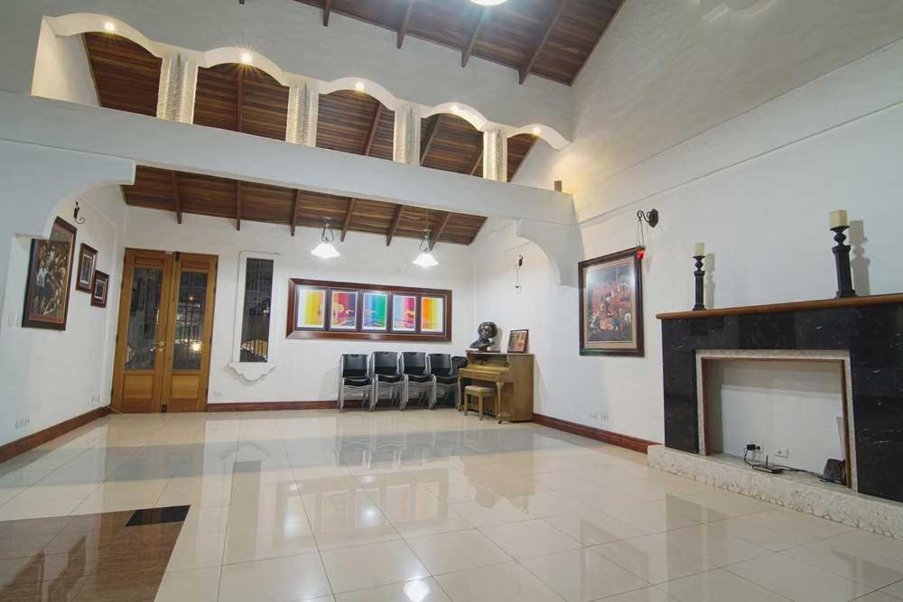 Hotel Ave Del Paraiso San José Esterno foto